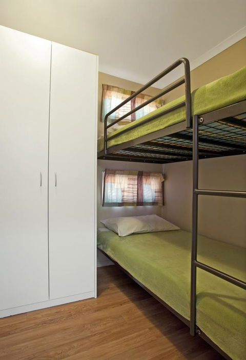 Captain Cook Holiday Village 1770 - Sydney 4u 19