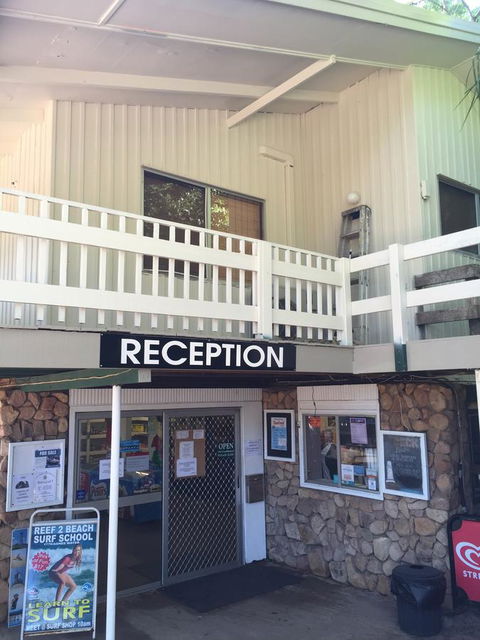 Captain Cook Holiday Village 1770 - Sydney 4u 5