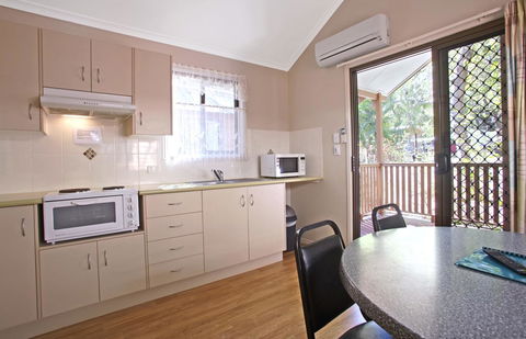 Captain Cook Holiday Village 1770 - Sydney 4u 17