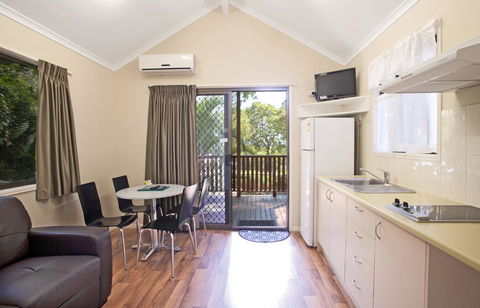 Captain Cook Holiday Village 1770 - Sydney 4u 16