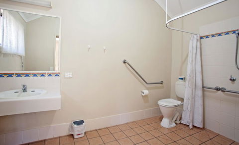 Captain Cook Holiday Village 1770 - Sydney 4u 28