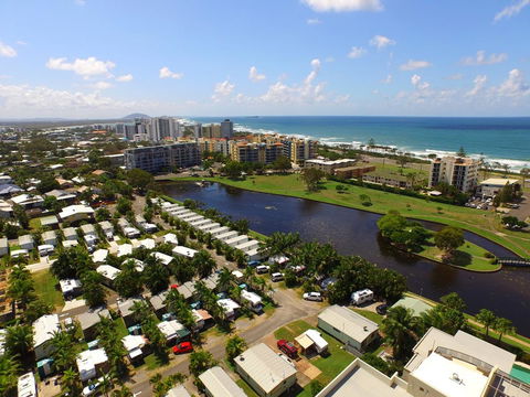 Alex Beach Cabins And Tourist Park - Sydney 4u 0