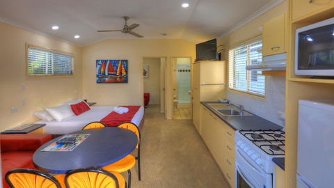 Alex Beach Cabins And Tourist Park - Sydney 4u 11