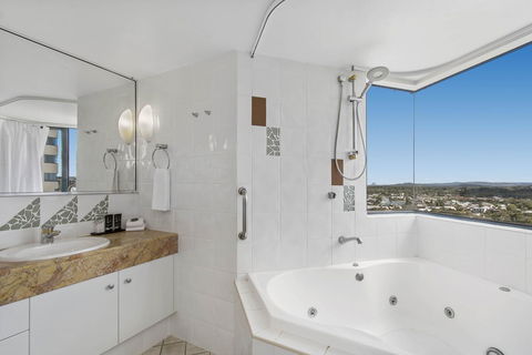 Mantra Mooloolaba Beach - Sydney 4u 24