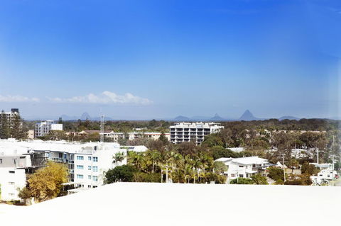 Ocean Views Resort Caloundra - Sydney 4u 7