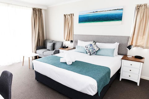 Ocean Views Resort Caloundra - Sydney 4u 26