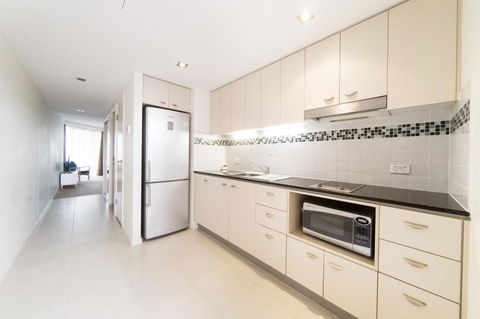 Ocean Views Resort Caloundra - Sydney 4u 23