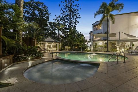 The Lookout Resort Noosa - Sydney 4u 1