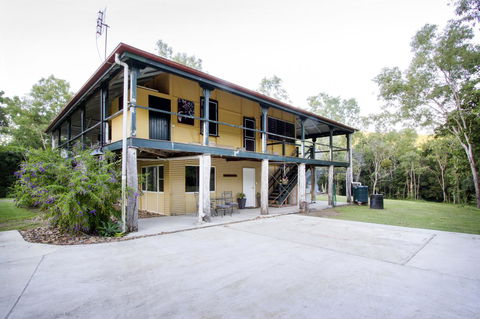 Airlie Beach Eco Cabins - Adults Only - Sydney 4u 44