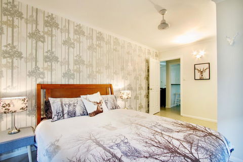 Airlie Beach Eco Cabins - Adults Only - Sydney 4u 33
