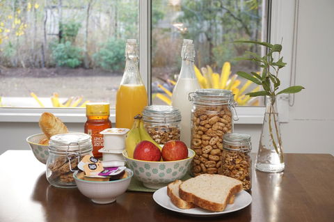 Airlie Beach Eco Cabins - Adults Only - Sydney 4u 6