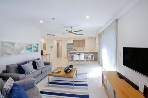 Emerald Noosa - Sydney 4u 25