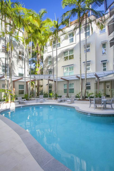Emerald Noosa - Sydney 4u 0