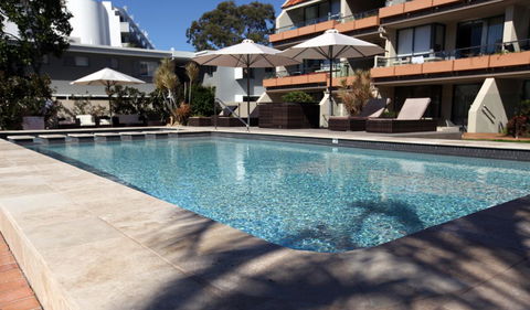 Hotel Laguna - Sydney 4u 11