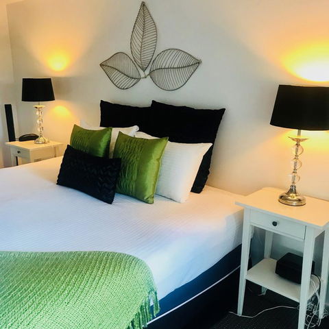 Hotel Laguna - Sydney 4u 9