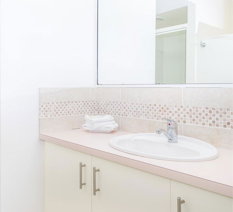Noosa Hill Resort - Sydney 4u 38