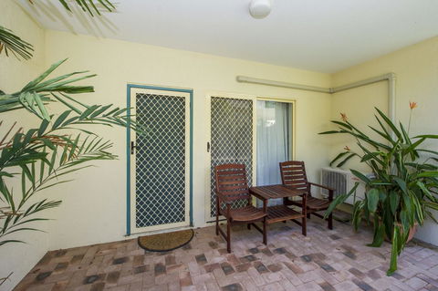 Sails On Horseshoe Apartment 9 - Accommodation Sydney 9