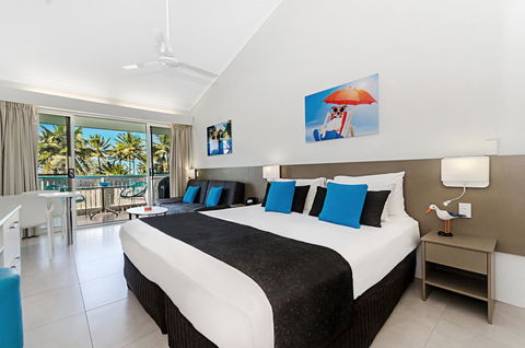 By The Sea Port Douglas - Accommodation Sydney 4