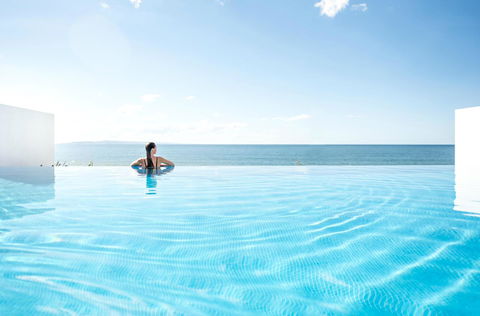Tingirana Noosa - Sydney 4u 7