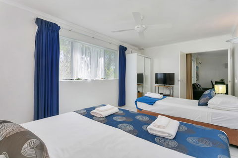 Agincourt Beachfront Apartments - Sydney 4u 16