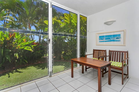 Agincourt Beachfront Apartments - Sydney 4u 13