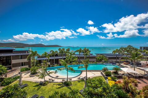 Mirage Whitsundays - Sydney 4u 9