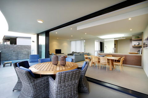 Mirage Whitsundays - Sydney 4u 25