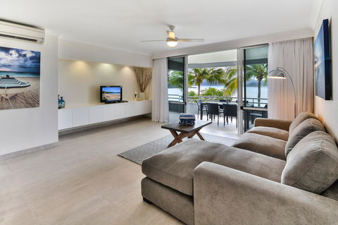 Frangipani 104 - Hamilton Island - Sydney 4u 1