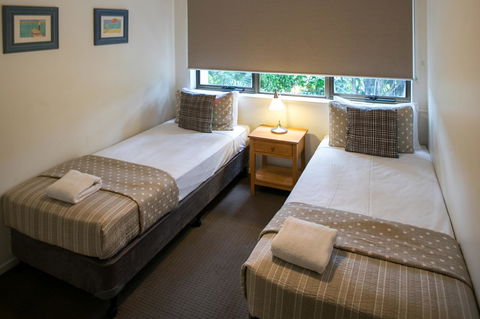Noosa Shores Resort - Sydney 4u 3