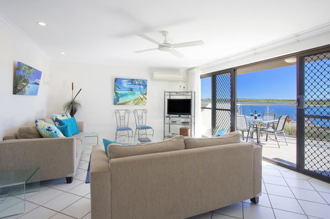 Noosa Shores Resort - Sydney 4u 11