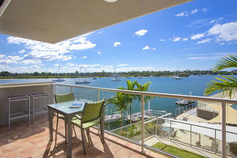 Noosa Shores Resort - Sydney 4u 10
