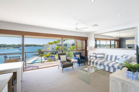 Noosa Shores Resort - Sydney 4u 15