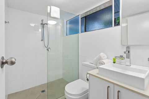 Caribbean Noosa - Sydney 4u 20