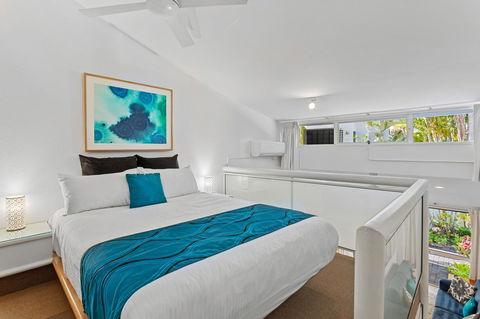 Caribbean Noosa - Sydney 4u 23