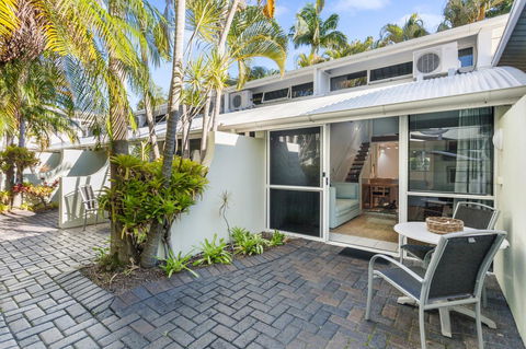 Caribbean Noosa - Sydney 4u 32