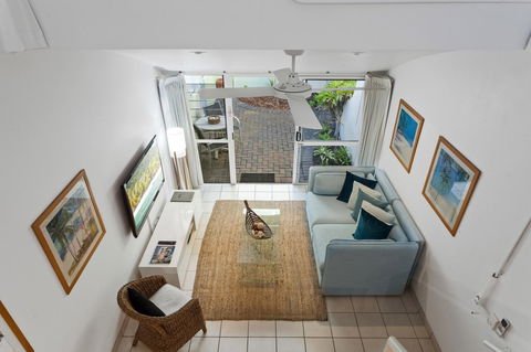 Caribbean Noosa - Sydney 4u 28