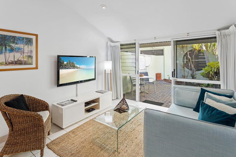 Caribbean Noosa - Sydney 4u 33