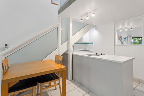 Caribbean Noosa - Sydney 4u 34