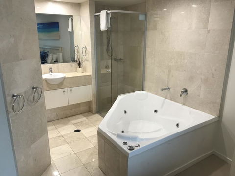 Cilento Mooloolaba - Sydney 4u 42