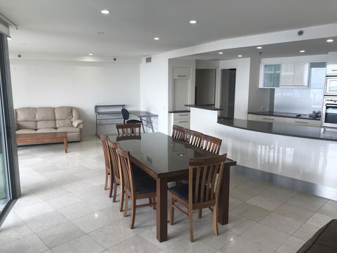 Cilento Mooloolaba - Sydney 4u 33