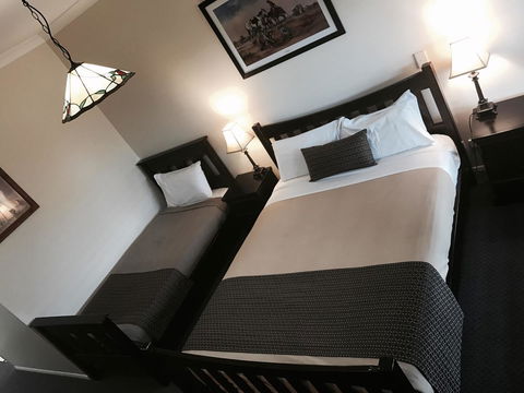 The Bearded Dragon Boutique Hotel - Sydney 4u 3