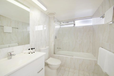 Bali Hai Apartments Noosa - Sydney 4u 11