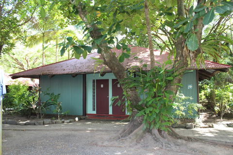 PK\'s Jungle Village - Accommodation Sydney 8