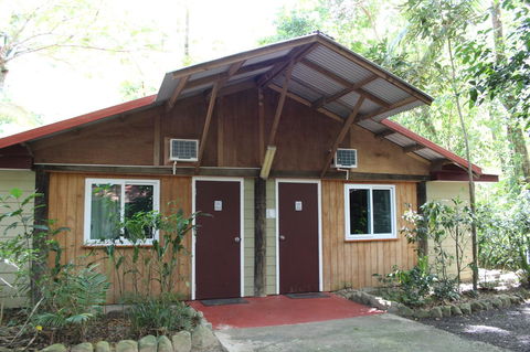 PK\'s Jungle Village - Accommodation Sydney 7