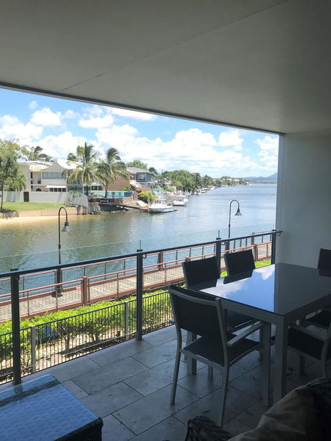 Jacaranda Noosa - Sydney 4u 2