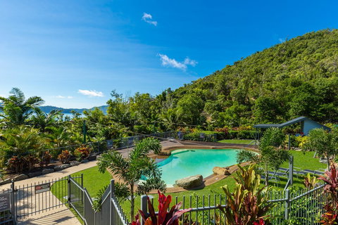 Beach Lodges - Accommodation Sydney 1