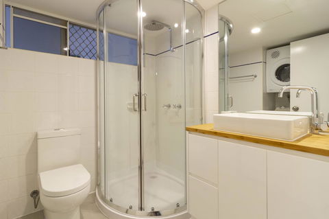The White House Port Douglas - Accommodation Sydney 4
