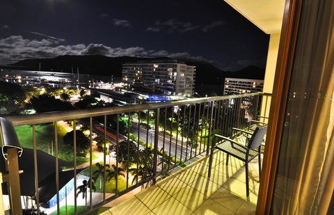 Pacific Hotel Cairns - Sydney 4u 37