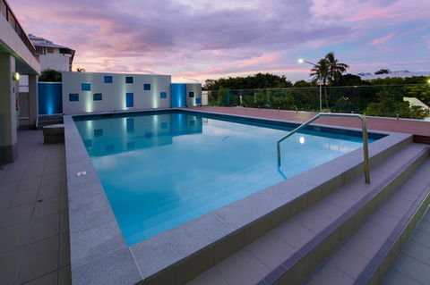 Pacific Hotel Cairns - Sydney 4u 1