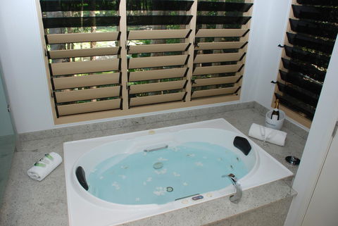 Sanctuary Palm Cove - Sydney 4u 15